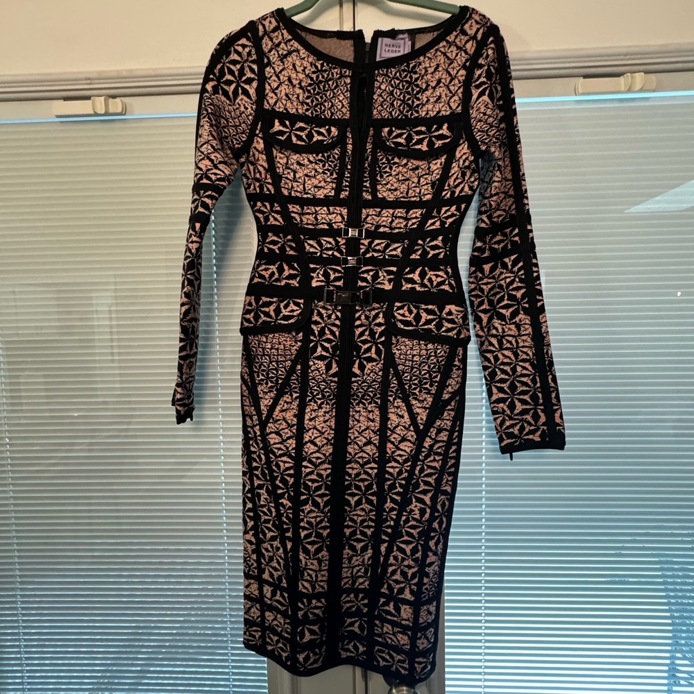 Herve Leger LARA NWOT long sleeves body con dress pink and black Size Small